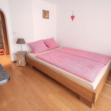 Mom - Alpine Boutique Apartments, Chalet Fagus, Terrace Studio Гріндельвальд Екстер'єр фото